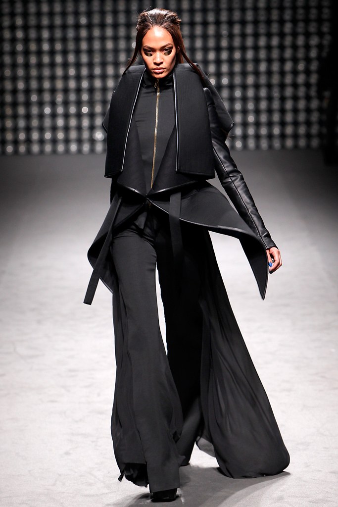 Katie Shillingford | Gareth Pugh | Intrepid