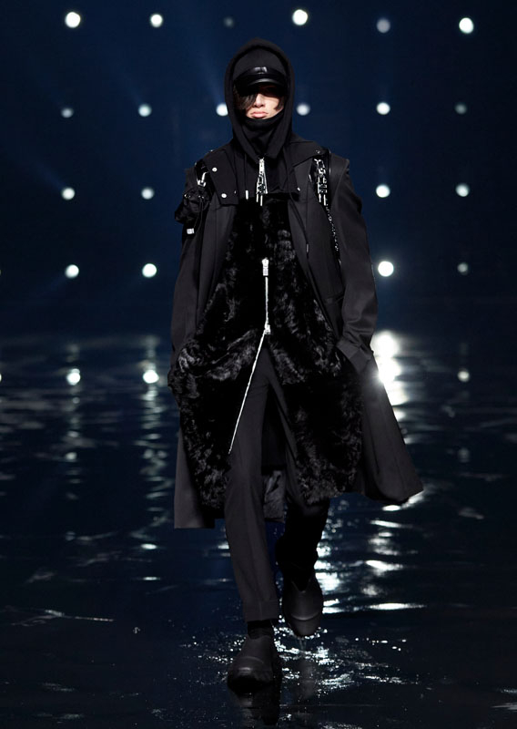 GIVENCHY_FW21_LOOK_07_MD.jpg