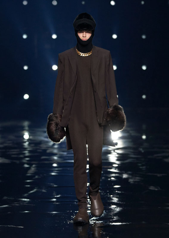GIVENCHY_FW21_LOOK_14_MD.jpg