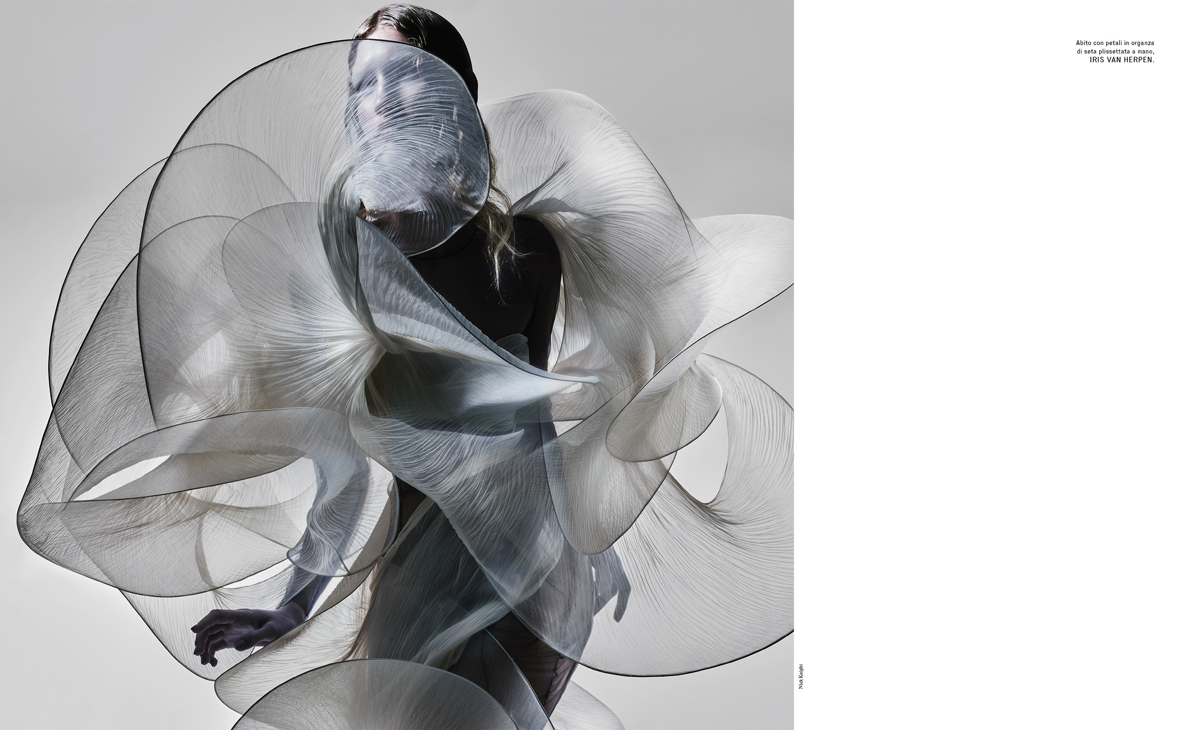 HB08 FASHION STORY NICK KNIGHT_9.jpg