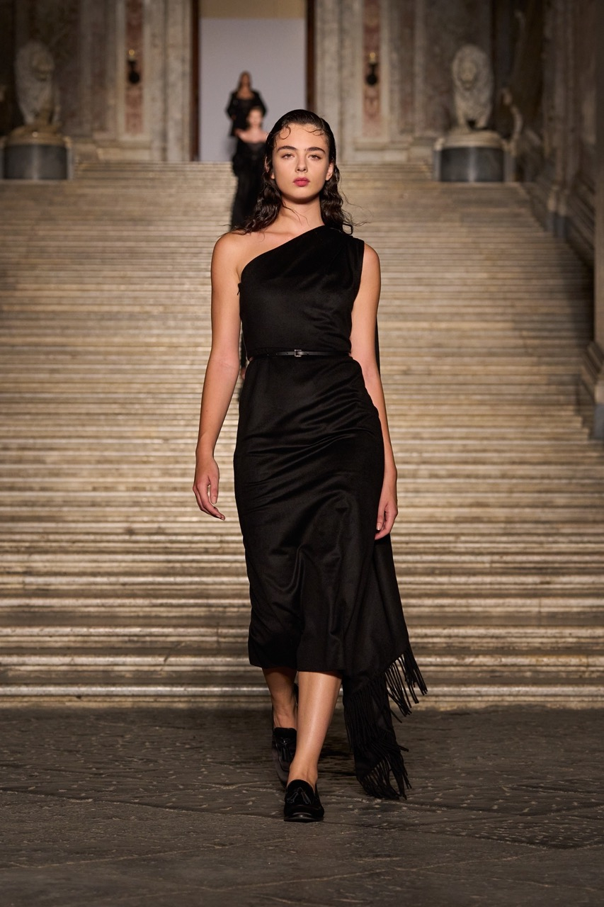 MaxMara_SV_051 Large.jpeg
