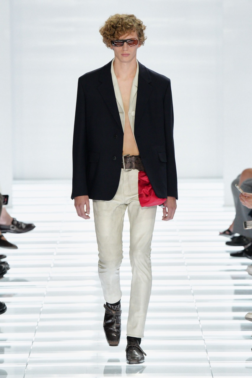 OR_PradaMenswearSS27_LR_25.jpeg