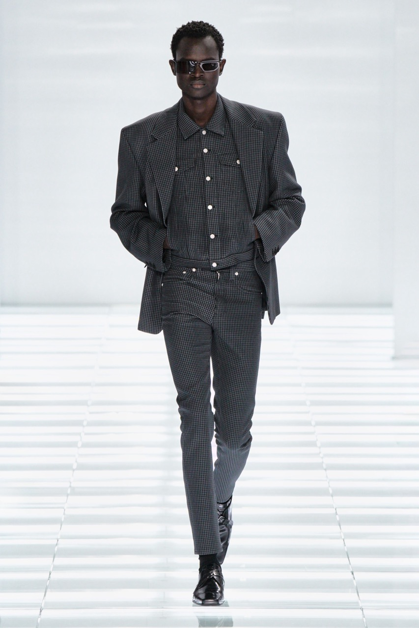 OR_PradaMenswearSS27_LR_27.jpeg