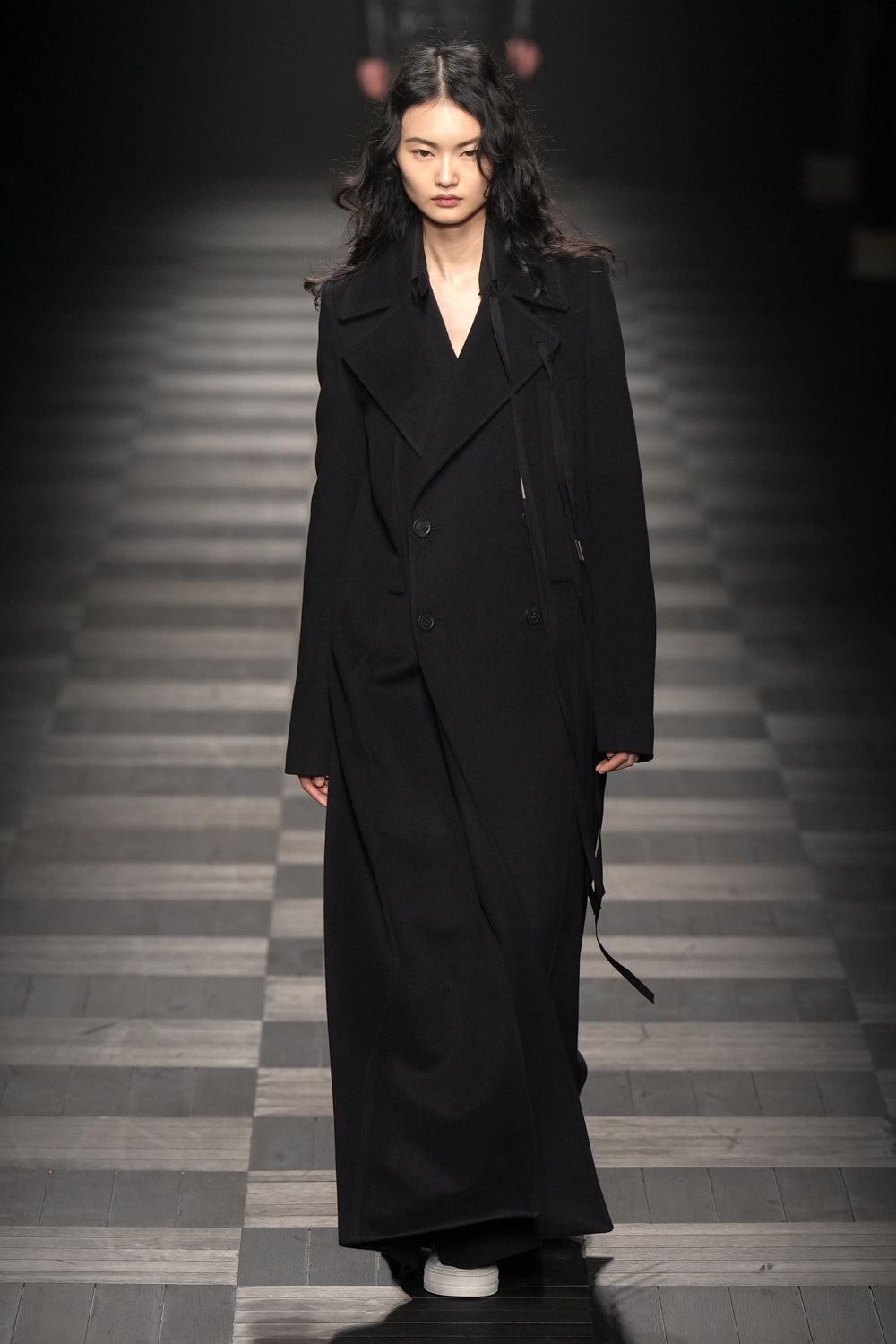 Olivier_Rizzo_Ann_D_FW22_Look_14_heconghc.jpeg