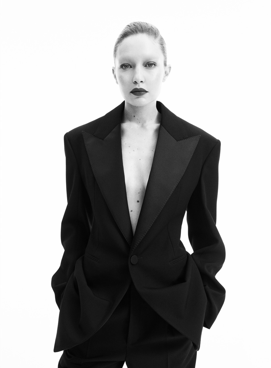 PS_VogueFrance_WVDP_Sep26_LR_8.jpeg