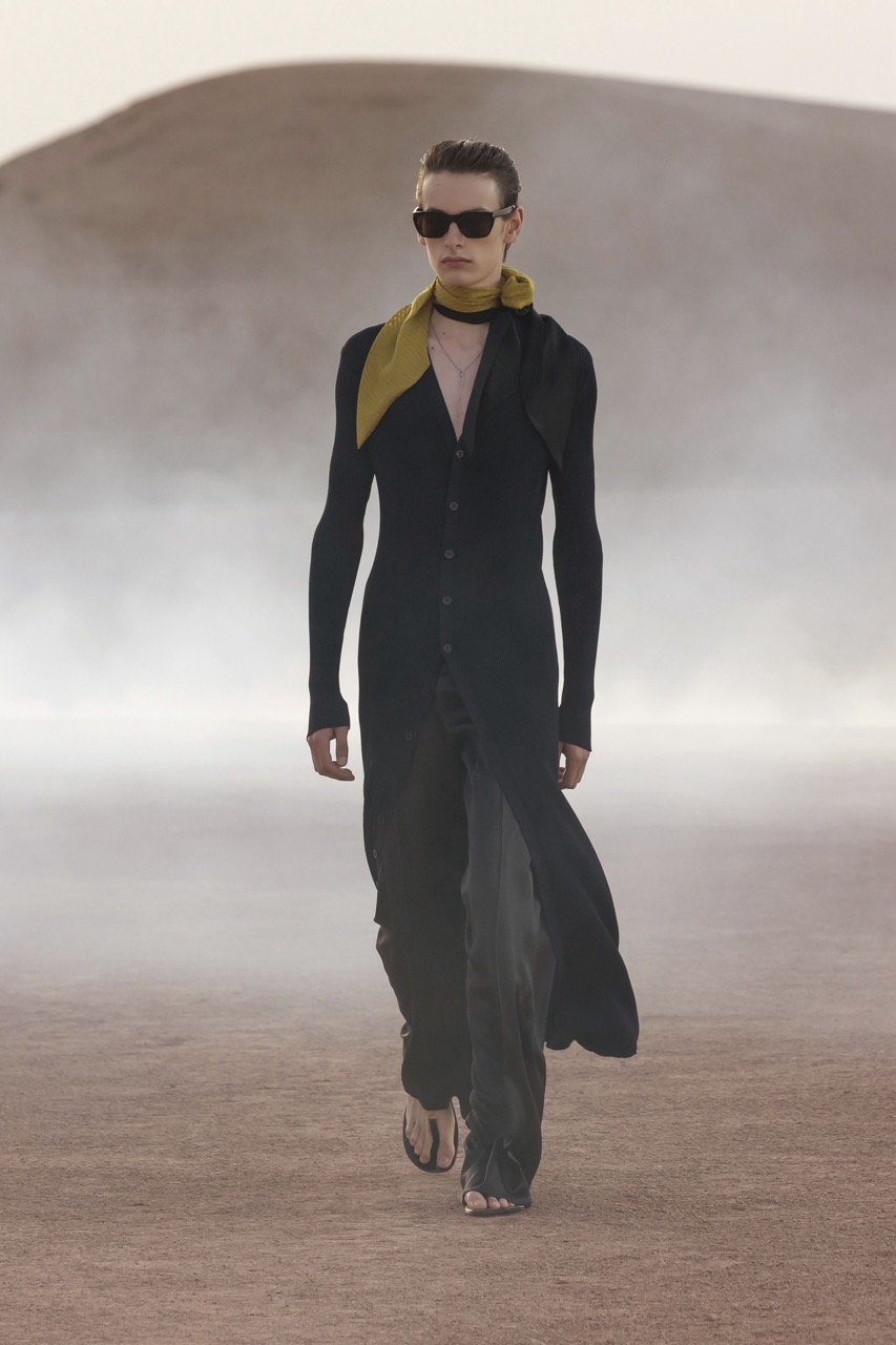 PS_YSL_SS23_Menswear_41 Large.jpeg